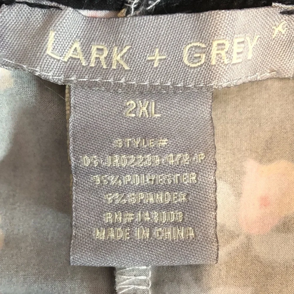 Lark + Grey Short Sleeve Dress Size 2XL